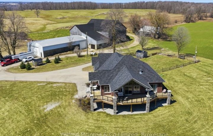 1054 4 CONCES E, Walkerton