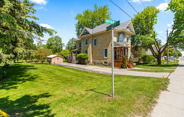 74 ARTHUR ST W, Minto, ON N0G1Z0