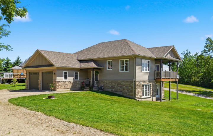 29 Church Street, Melancthon, Ontario L9V 3G1